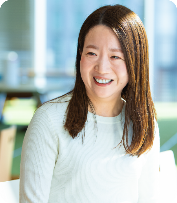 販売（ECサイト）　Y・Y　2010年入社