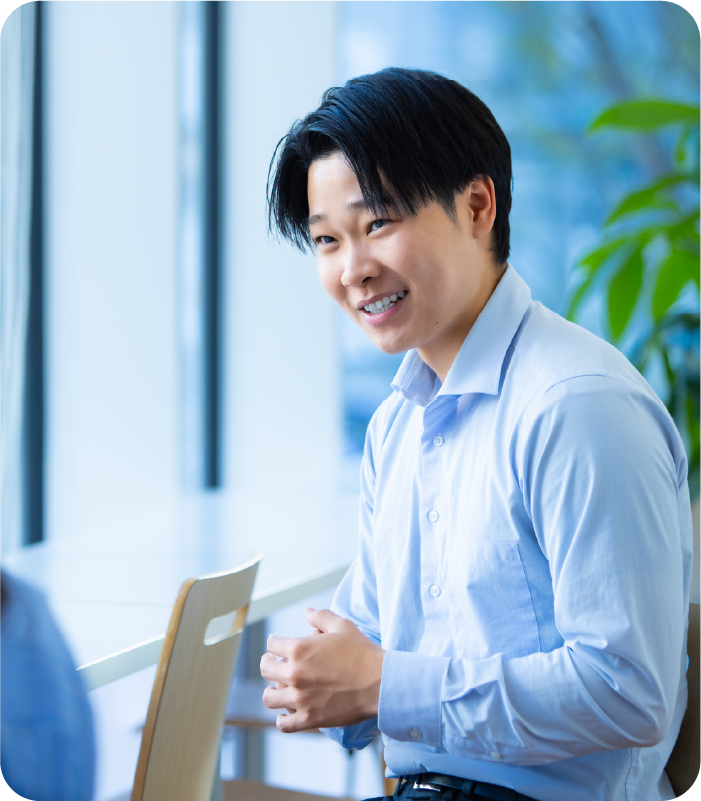 調達・物流　K・T　2022年入社