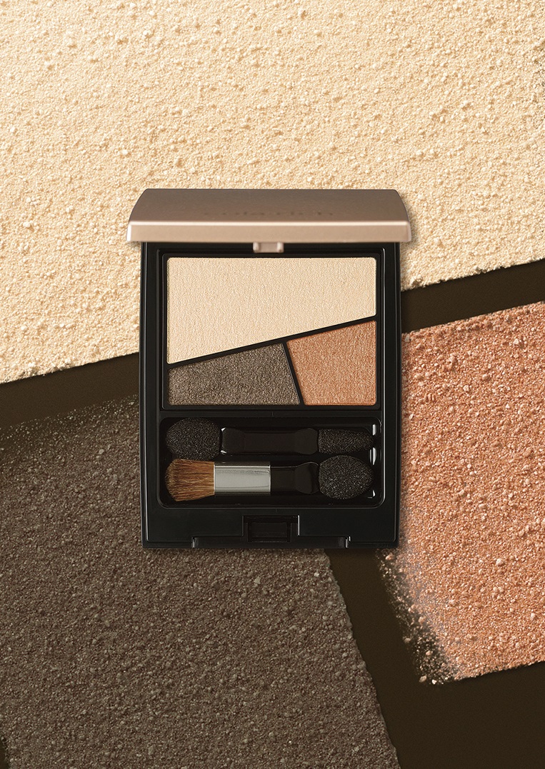 テクニックいらずで、美しく簡単メイクUP「コラリッチ アイ